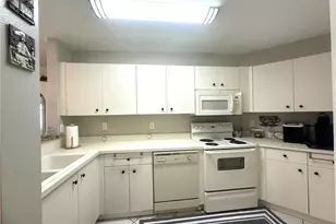 6880 Huntington Lakes Cir, Naples, FL 34119 - Photo 14