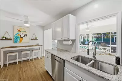 4690 Parrot Ave, Naples, FL 34104 - Photo 14