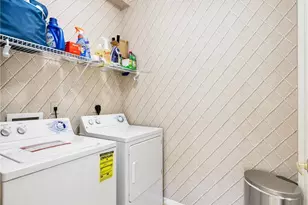 3445 Laurelgreens Ln S, Naples, FL 34119 - Photo 30