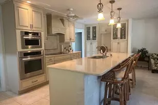 1261 Pine Ridge Rd, Naples, FL 34108 - Photo 4