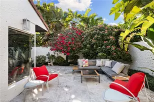 544 Tierra Mar Ln E, Naples, FL 34108 - Photo 24