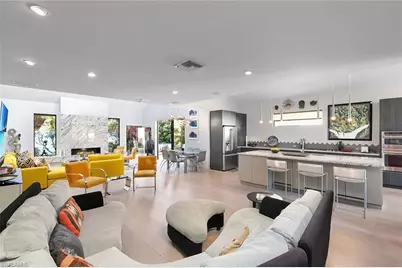 544 Tierra Mar Ln E #12, Naples, FL 34108 - Photo 4