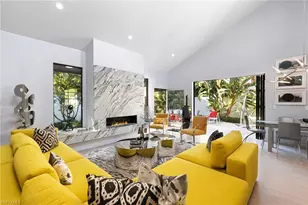 544 Tierra Mar Ln E, Naples, FL 34108 - Photo 12