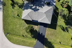 105 Valley Dr, Bonita Springs, FL 34134 - Photo 22