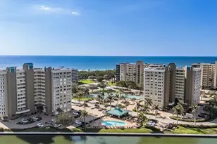 21 Bluebill Ave, Naples, FL 34108 - Photo 22