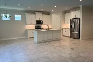 331 Tamarindo Ln, Naples, FL 34114 - Photo 4