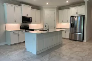 331 Tamarindo Ln, Naples, FL 34114 - Photo 2