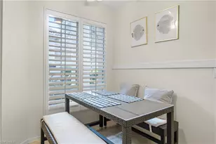 348 Carinosa Ct, Naples, FL 34110 - Photo 4