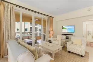 2728 Tiburon Blvd E, Naples, FL 34109 - Photo 14