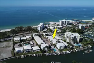 2100 Gulf Shore Blvd N, Naples, FL 34102 - Photo 34