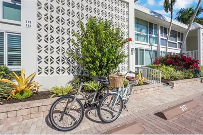 2100 Gulf Shore Blvd N #113, Naples, FL 34102 - Photo 28