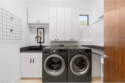 570 Portsmouth Ct, Naples, FL 34110 - Photo 28