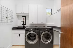 570 Portsmouth Ct, Naples, FL 34110 - Photo 28