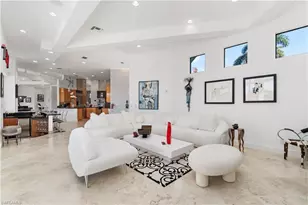 570 Portsmouth Ct, Naples, FL 34110 - Photo 6