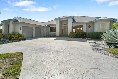 570 Portsmouth Ct, Naples, FL 34110 - Photo 12