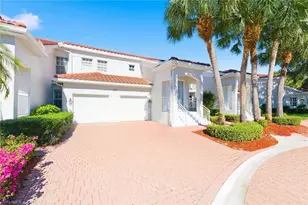 600 L'Ambiance Cir, Naples, FL 34108 - Photo 2