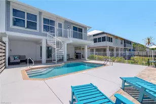 12142 Siesta Dr, Fort Myers Beach, FL 33931 - Photo 4