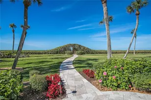 10851 Gulf Shore Dr, Naples, FL 34108 - Photo 16