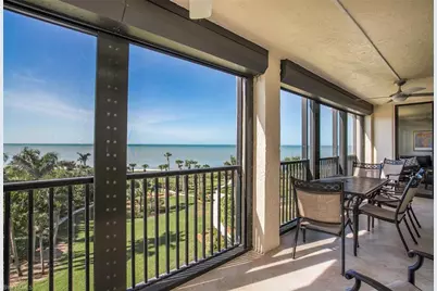 10851 Gulf Shore Dr #402, Naples, FL 34108 - Photo 1