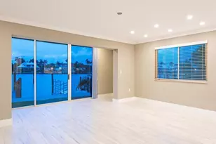 2500 Gulf Shore Blvd N, Naples, FL 34103 - Photo 4