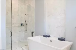 3123 Crayton Rd, Naples, FL 34103 - Photo 8