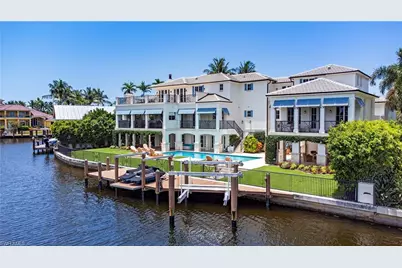 2001 4th St S, Naples, FL 34102 - Photo 18