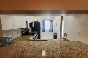 6605 Huntington Lakes Cir, Naples, FL 34119 - Photo 6