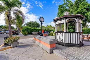 606 Broad Ave S, Naples, FL 34102 - Photo 26