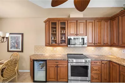 1520 Clermont Dr #403, Naples, FL 34109 - Photo 10