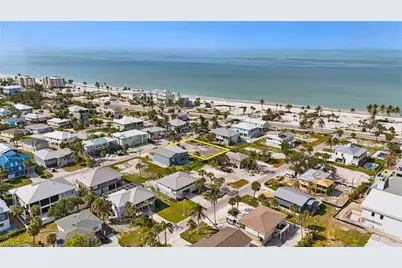 121 Gulf Island Dr, Fort Myers Beach, FL 33931 - Photo 18