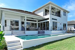 271 Bayview Ave, Naples, FL 34108 - Photo 30