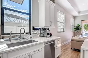 828 100th Ave N, Naples, FL 34108 - Photo 16