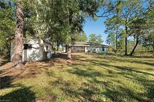 2910 6th Ave SE, Naples, FL 34117 - Photo 10