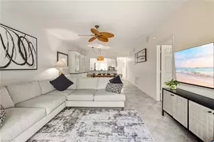 871 Tanbark Dr, Naples, FL 34108 - Photo 10