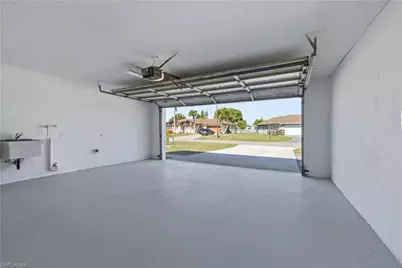 808 SE 32nd Ter, Cape Coral, FL 33904 - Photo 30