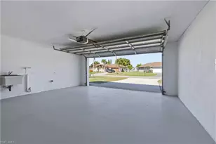 808 SE 32nd Terrace, Cape Coral, FL 33904 - Photo 30