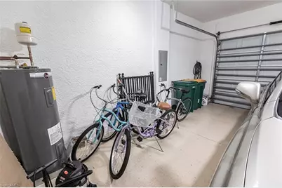 7863 Valencia Ct, Naples, FL 34113 - Photo 38