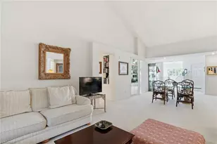 6865 San Marino Dr, Naples, FL 34108 - Photo 4