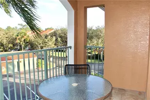 1265 Wildwood Lakes Blvd, Naples, FL 34104 - Photo 16