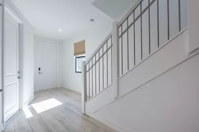 7565 Carnegie Way, Naples, FL 34119 - Photo 4