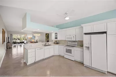 6830 Beach Resort Dr #15, Naples, FL 34114 - Photo 4