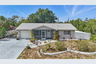 426 Chestnut Ave NW, Port Charlotte, FL 33952 - Photo 30