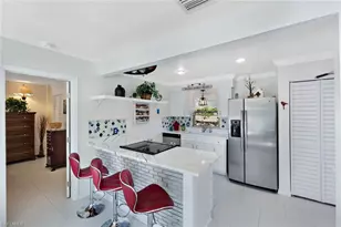 4251 Island Cir, Fort Myers, FL 33919 - Photo 10