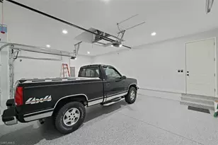 901 NW 33rd Pl, Cape Coral, FL 33993 - Photo 46