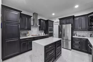 2717 SW 29th Pl, Cape Coral, FL 33914 - Photo 16