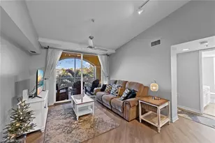 4135 Residence Drive, Fort Myers, FL 33901 - Photo 4