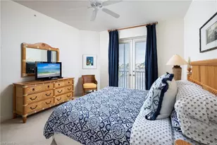 410 Flagship Dr, Naples, FL 34108 - Photo 12