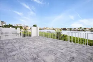 410 Flagship Dr, Naples, FL 34108 - Photo 2