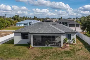 210 SW 26th Pl, Cape Coral, FL 33991 - Photo 36