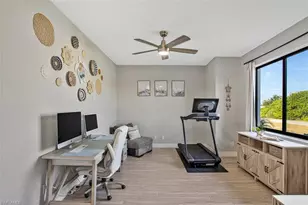 210 SW 26th Pl, Cape Coral, FL 33991 - Photo 8